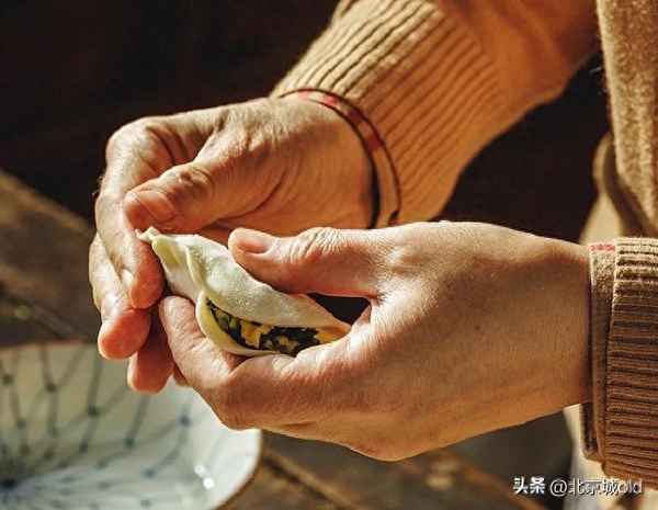 全國最出名的餃子店,一天賣600元餃子利潤多少