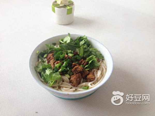 常德牛肉粉湯的做法和配料-常德牛肉粉的高湯秘方
