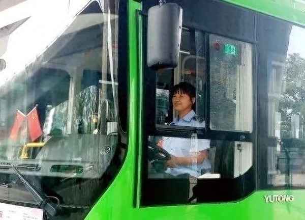 看完駝鈴傳奇的心情_看完駝鈴傳奇的說說