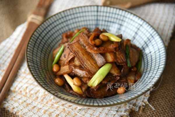 家庭版回鍋肉簡(jiǎn)單做法_回鍋肉煮肉要煮多久