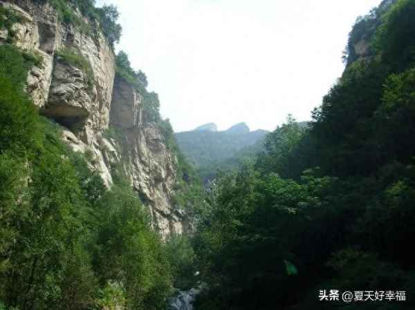 平山豬圈溝民宿包吃包住(平山崗南水庫民宿60元包吃住)