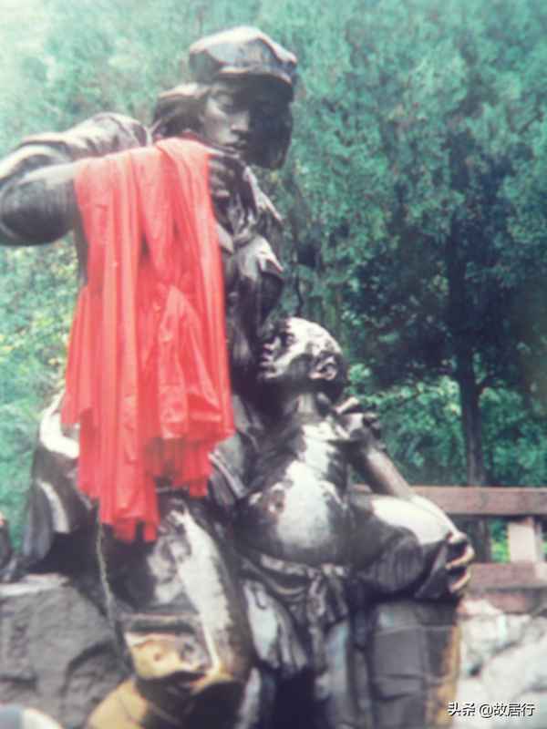 遵義鳳凰山烈士陵園(遵義鳳凰山烈士陵園地址)