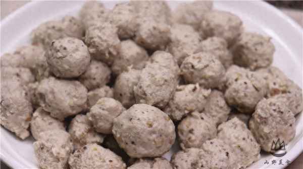 肉丸子的做法視頻(濰坊肉丸子的做法視頻)