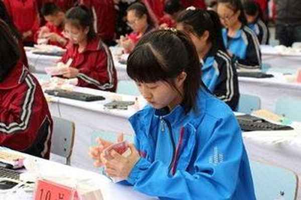 中等職業(yè)教育是什么學(xué)歷、中等職業(yè)教育是大專嗎