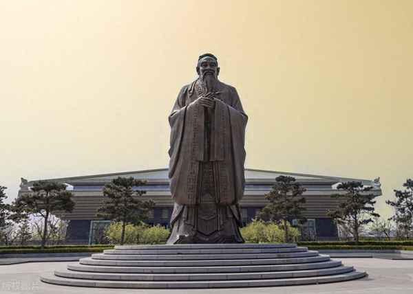 论语是记录什么的—论语是记录什么的一部书共多少篇是什么家经典著作之一