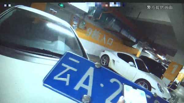 本人名下两个车牌号一辆车_个人名下两个车牌一辆车