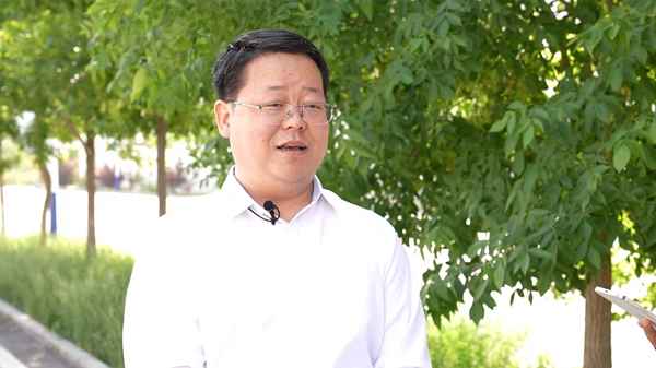 援疆干部人才接棒援疆、援疆干部人才传帮带