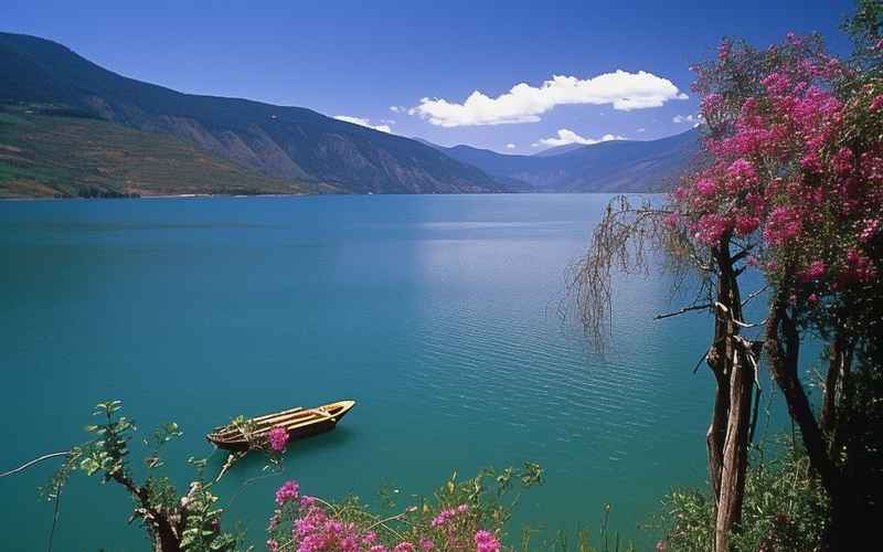 云南旅游旺季与淡季时间对比