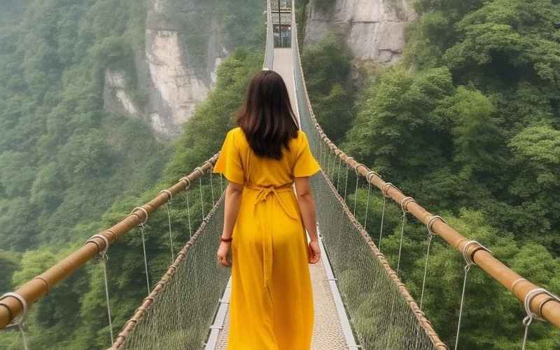 张家界两日游：不可错过的绝美景点与美食攻略