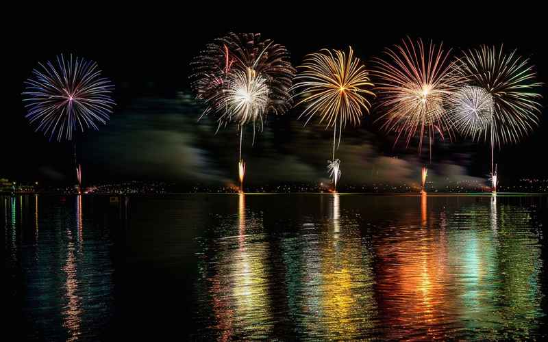 《千岛烟火》 《千岛烟火》