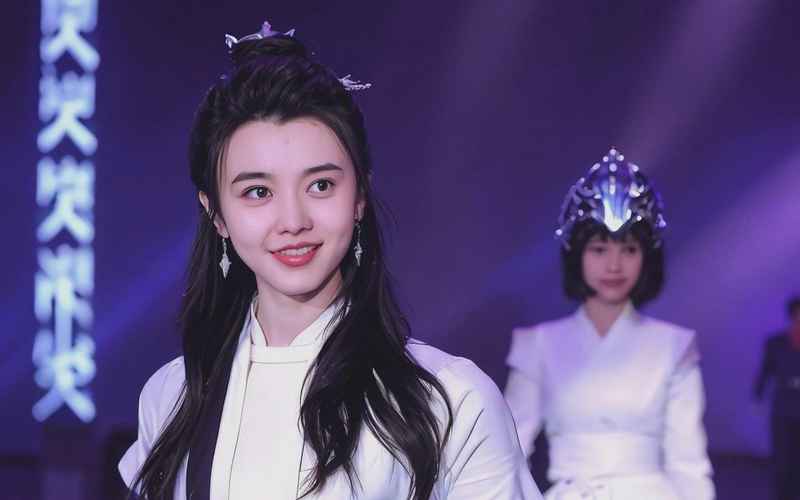 剧火心燃情燃时再启新程·星光未央