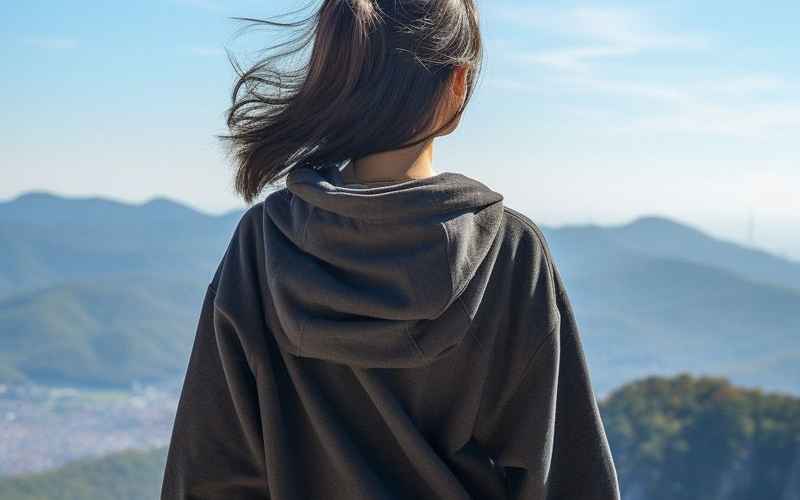 牛背梁旅行攻略：深度解析景点与美食