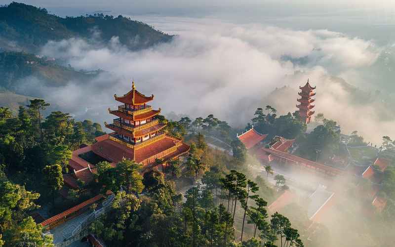 弥勒景点:自然与人文的画卷 弥勒景点:自然与人文的画卷