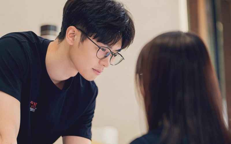 甜到爆的爱情与理想剧场双向奔赴