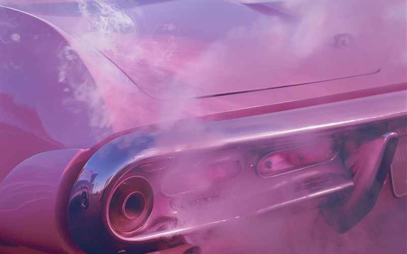 汽車水箱冒煙、汽車水箱冒煙水蒸氣