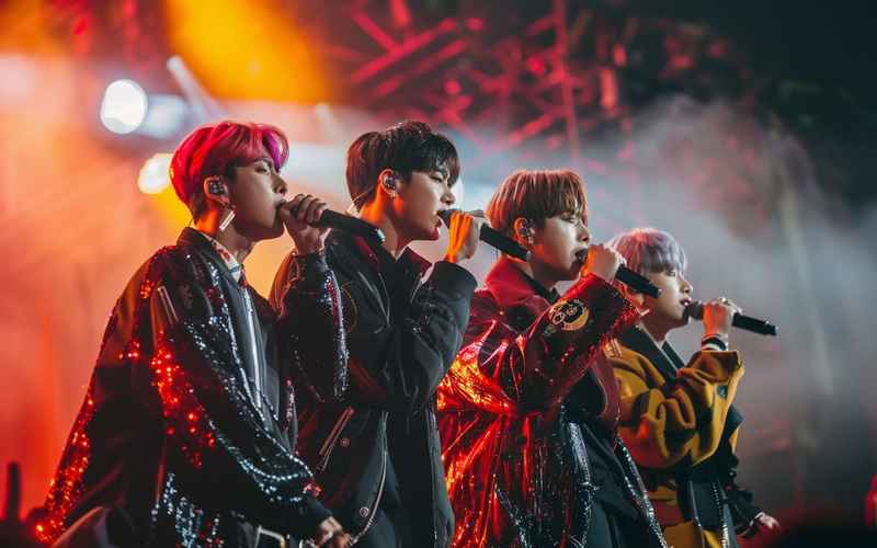 十年之约：青春未散场，星光依旧耀前方