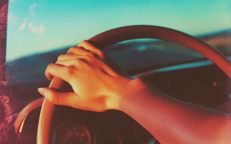 两手汽车(两手汽车报价？)