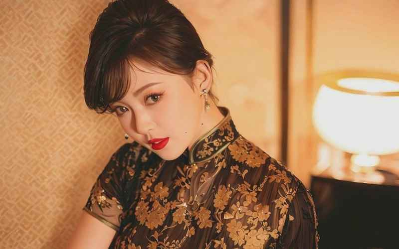 《唐嫣倾心演绎民国风华传奇》