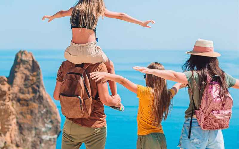 暑假亲子旅游攻略：趣味体验