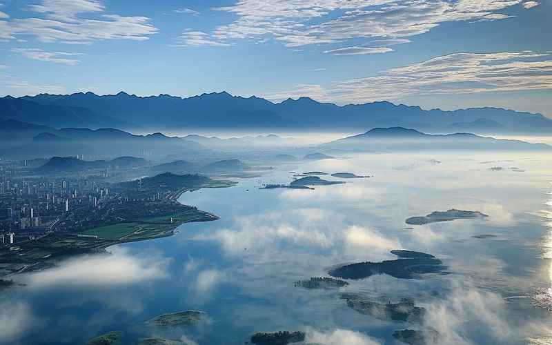 安澜湖四季如春景色美