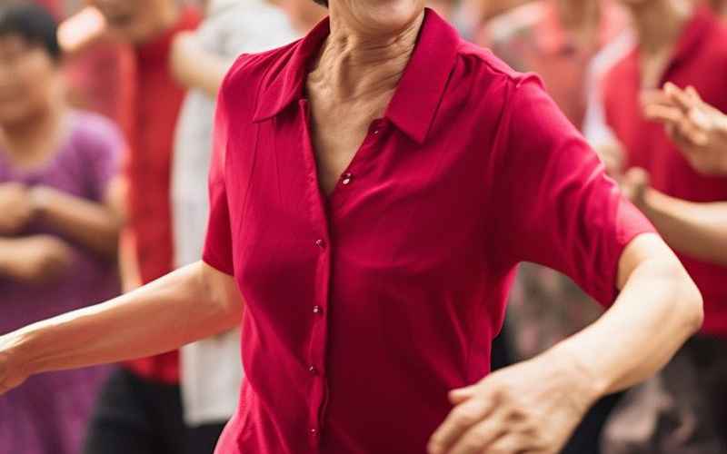 不如随节拍跃动起舞于烟火人生