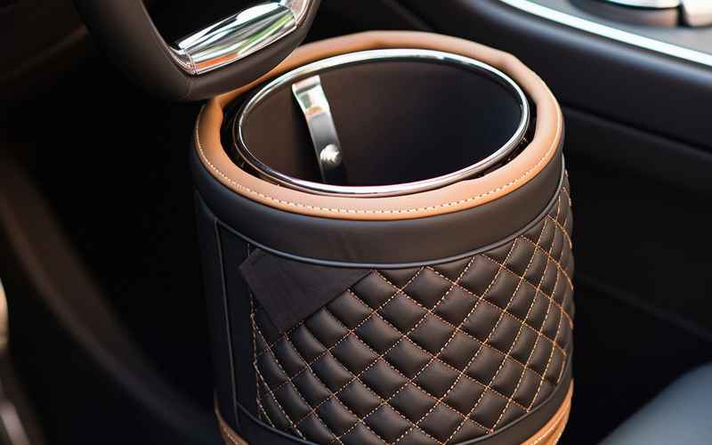 烟灰缸汽车-汽车烟灰缸是什么材质