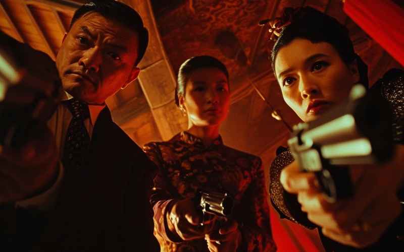 《潜伏风云之谍影迷踪》