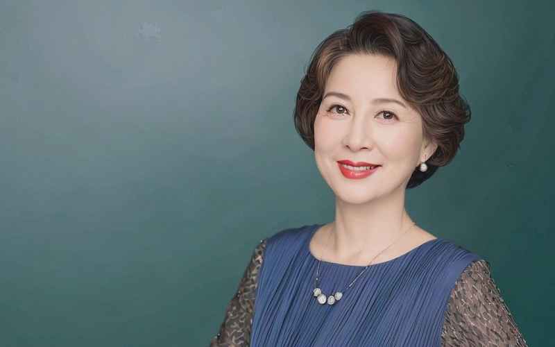 何晴传情·荧幕霓裳的璀璨人生 何晴传情·荧幕霓裳的璀璨人生