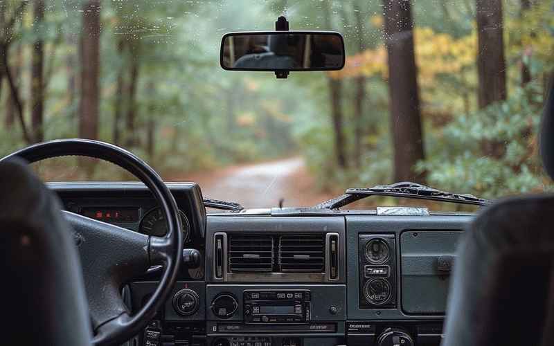 汽車駕駛夜視鏡_汽車夜視鏡有什么作用