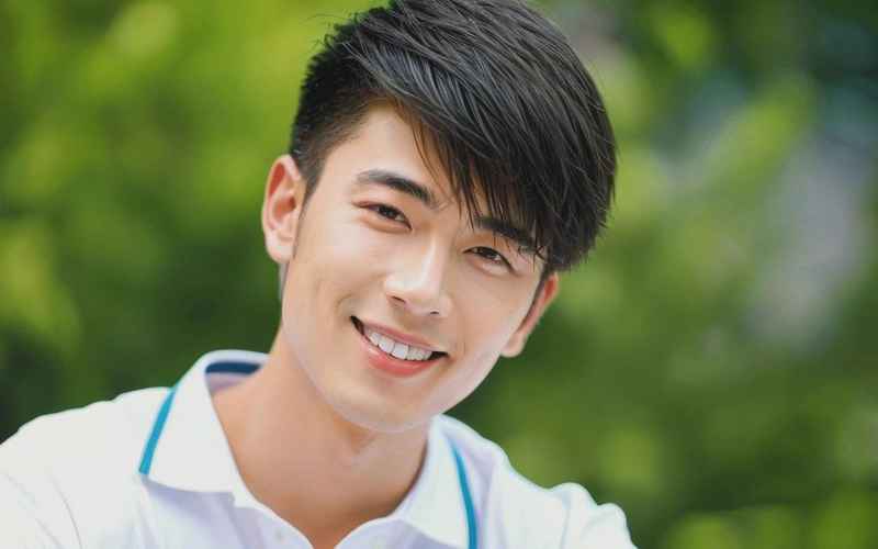 《溫暖如你，愛在晴空——貼心男友的治愈系情感合集》