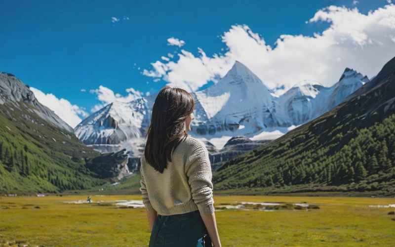 稻城亚丁景点全攻略：自然与人文的完美融合