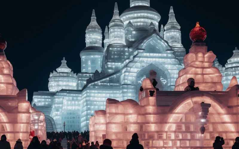 哈尔滨冰雪奇观:不可错过的市区景点与美食 哈尔滨冰雪奇观:不可错过的市区景点与美食