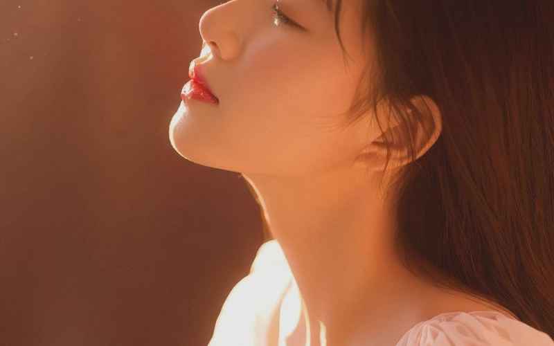 《晨光与你,半生温柔》 《晨光与你,半生温柔》