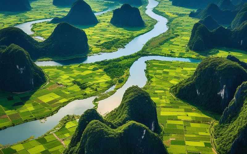 云南文山，人间仙境，滇池风光