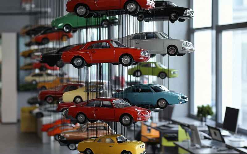 汽車霧燈在哪_汽車霧燈在哪個地方