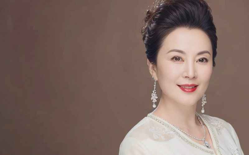 舞台姐妹·情融梨园同心梦